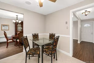 5 Cranberry Ln, Plainview, NY 11803 - Photo 10