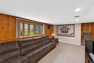 5 Cranberry Ln, Plainview, NY 11803 - Photo 12
