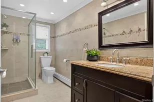15 Bergen Ct, Huntington Station, NY 11746 - Photo 18