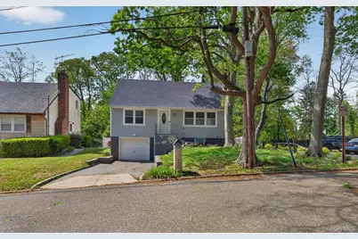 15 Bergen Court, Huntington Station, NY 11746 - Photo 26