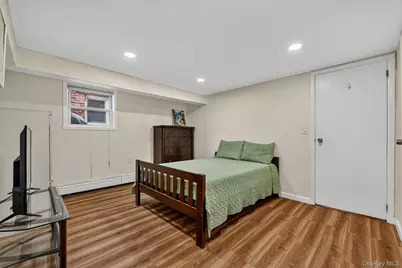 2218 Holland Avenue, Bronx, NY 10467 - Photo 40