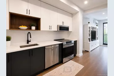 511 Evergreen Avenue #2D, Brooklyn, NY 11221 - Photo 2