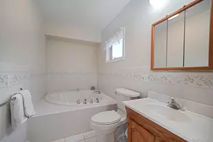 29 Seacove Ln, South Jamesport, NY 11901 - Photo 16
