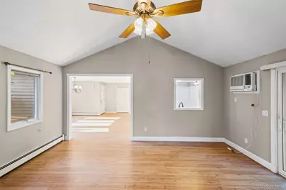 797 Waverly Avenue, Holtsville, NY 11742 - Photo 18