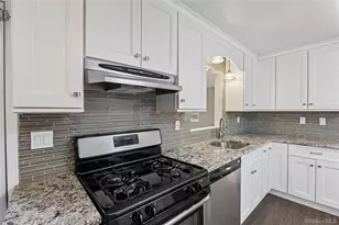 797 Waverly Ave, Holtsville, NY 11742 - Photo 16