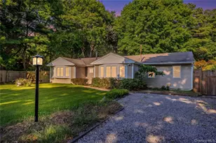 797 Waverly Ave, Holtsville, NY 11742 - Photo 4