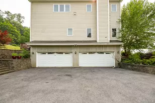 192 E Hook Rd, Hopewell Junction, NY 12533 - Photo 36