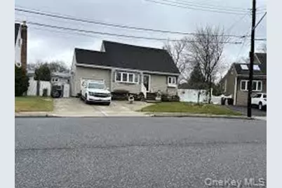 34 Karen Street, West Babylon, NY 11704 - Photo 1