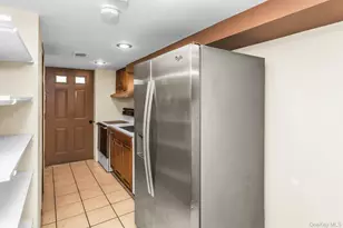 8 Gerhard Rd, Plainview, NY 11803 - Photo 24
