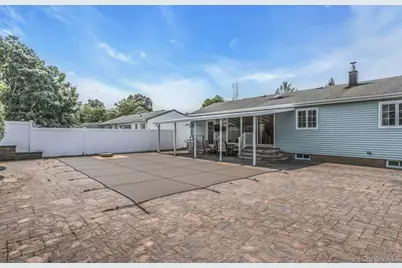 8 Gerhard Road, Plainview, NY 11803 - Photo 30