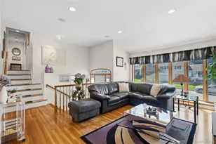 19 Jody Ln, Plainview, NY 11803 - Photo 6