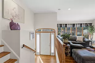 19 Jody Ln, Plainview, NY 11803 - Photo 4