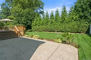 19 Jody Ln, Plainview, NY 11803 - Photo 30