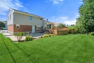 19 Jody Ln, Plainview, NY 11803 - Photo 26