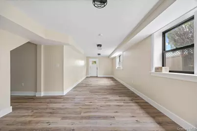 631 N Broadway, Yonkers, NY 10701 - Photo 36