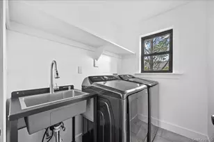 631 N Broadway, Yonkers, NY 10701 - Photo 32