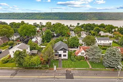 631 N Broadway, Yonkers, NY 10701 - Photo 48