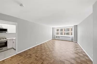 310 E 70th Street #5C, New York, NY 10021 - Photo 6