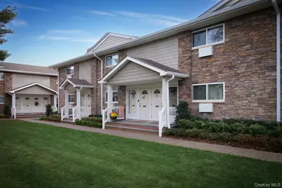 100 Friendly Court #RA73, Babylon, NY 11704 - Photo 1