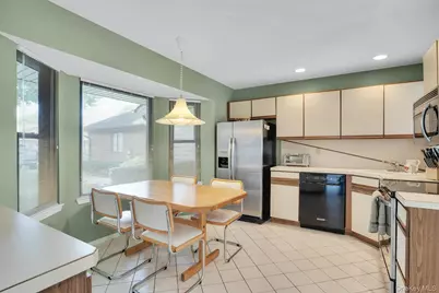 121 Scarlett Drive, Commack, NY 11725 - Photo 10