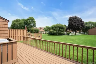 121 Scarlett Dr, Commack, NY 11725 - Photo 34