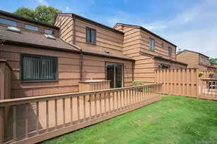 121 Scarlett Dr, Commack, NY 11725 - Photo 36