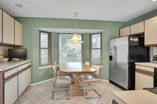 121 Scarlett Dr, Commack, NY 11725 - Photo 12
