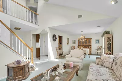 121 Scarlett Drive, Commack, NY 11725 - Photo 22