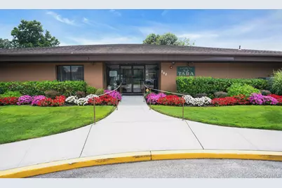 121 Scarlett Drive, Commack, NY 11725 - Photo 42