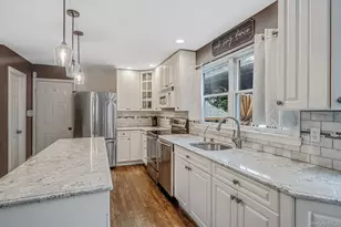 8 Old Orchard Ct, Rocky Point, NY 11778 - Photo 10