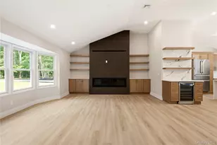 128 Bay Ave, Huntington, NY 11743 - Photo 6