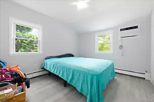 64 Bridle Ln, Hicksville, NY 11801 - Photo 16