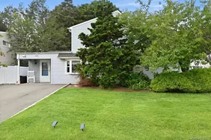 64 Bridle Ln, Hicksville, NY 11801 - Photo 2