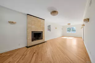 78-14 271st St, New Hyde Park, NY 11040 - Photo 4