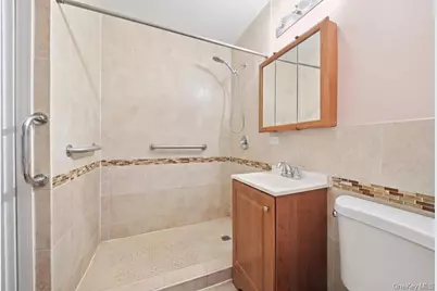 11535 197th Street, Saint Albans, NY 11412 - Photo 10