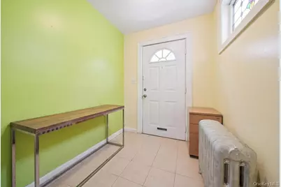11535 197th Street, Saint Albans, NY 11412 - Photo 2