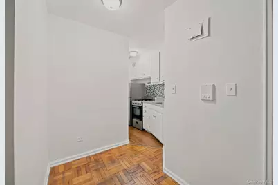 50-22 40th Street #1A, Sunnyside, NY 11104 - Photo 6