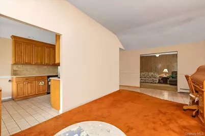 20 Lillian Street, Port Jefferson, NY 11776 - Photo 4