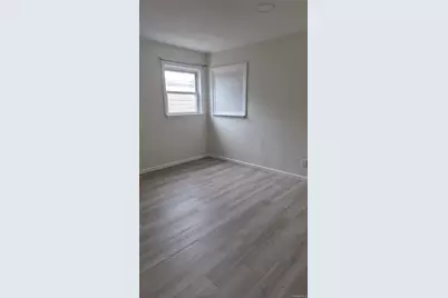 94 Gates Avenue, Valley Stream, NY 11580 - Photo 4