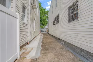 86-16 102nd Ave, Ozone Park, NY 11416 - Photo 16