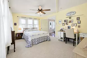 9 Ocean Ave, Amityville, NY 11701 - Photo 16