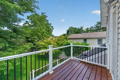 615 Briggs Street, Bellmore, NY 11710 - Photo 22