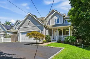 627 Main St, Northport, NY 11768 - Photo 2