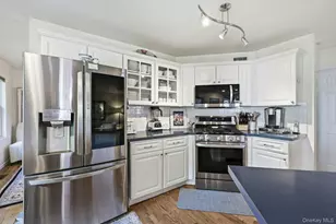 627 Main St, Northport, NY 11768 - Photo 16