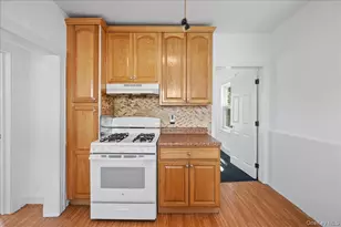 288 Olivia St, Port Chester, NY 10573 - Photo 14