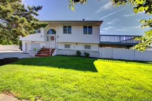95 Irving Ave, Freeport, NY 11520 - Photo 2