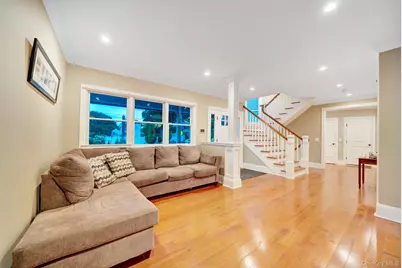 1125 Little Whaleneck Road, Merrick, NY 11566 - Photo 14