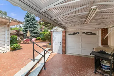 7349 196th Place, Fresh Meadows, NY 11366 - Photo 20