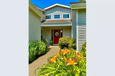 202 Cinnamon Circle, Rhinebeck, NY 12572 - Photo 2