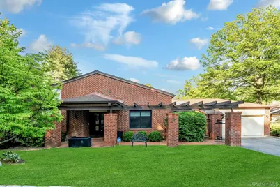 177 Gannet Court #Belaire, Manhasset, NY 11030 - Photo 1